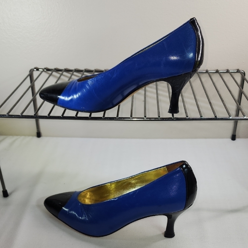 Elegant Blue and Black Women's Heel - Picture 4 of 9